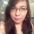 Я Инна, 18, из Кирова, ищу знакомства без обязательств