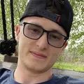 Я Александр, 26, из Гвардейска, ищу знакомство для регулярного секса