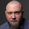 Макс из Улан-Удэ, ищу на сайте открытые отношения