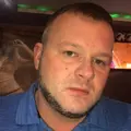 Я Evgeni, 41, знакомлюсь для секса на одну ночь в Нягани