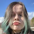 Я Кристина, 18, из Санкт-Петербурга, ищу знакомство для приятного времяпровождения
