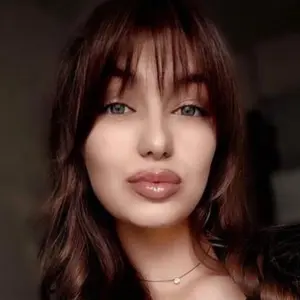 Маша из Губкинского, мне 25, познакомлюсь на одну ночь