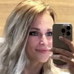 Юля из Москвы, ищу на сайте постоянные отношения