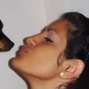 Я Снежана, 24, из Варшавки, ищу знакомства без обязательств