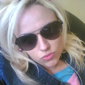 Я Инна, 23, из Волчанска, ищу знакомства без обязательств