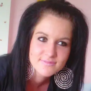 Я Вера, 18, из Тбилисской, ищу знакомство для общения