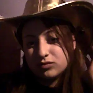 Я Диана, 19, из Посла, ищу знакомства на одну ночь