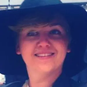 Эльвира из Саянска, ищу на сайте знакомства на одну ночь