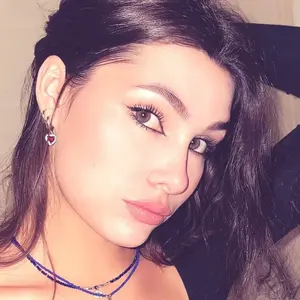 Я Эльвира, 18, знакомлюсь для совместных путешествий в Костроме