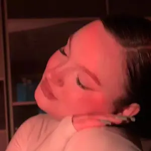 Лика из Москвы, ищу на сайте знакомства на одну ночь