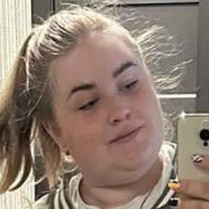 Юлия из Кемерово, мне 25, познакомлюсь для постоянных отношений