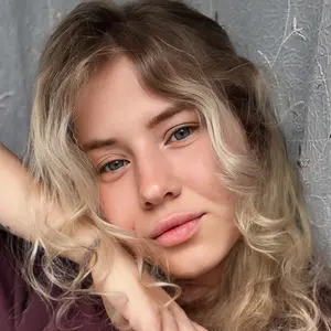 Я Александра, 23, из Абинска, ищу знакомство для постоянных отношений