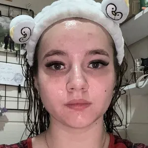 Я Лера, 19, из Серпухова, ищу знакомство для общения