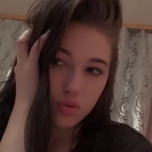 Я Дашка, 19, из Выксы, ищу знакомство для открытые отношения