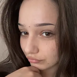 Я Leyla Ley, 21, знакомлюсь для приятного времяпровождения в Челябинске