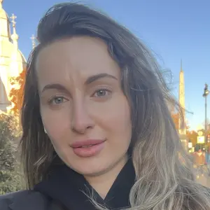 Я Кристина, 31, из Санкт-Петербурга, ищу знакомство для постоянных отношений