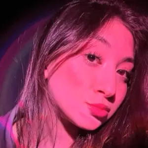 Я Эмма, 25, знакомлюсь без обязательств в Санкт-Петербурге