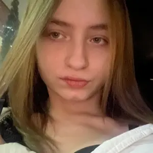Настя из Брянска, ищу на сайте знакомства без обязательств