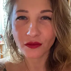 Твоё Сокровище из Санкт-Петербурга, мне 39, познакомлюсь на одну ночь