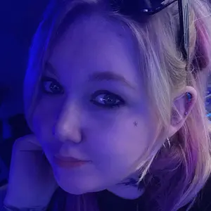 Я Юлия, 33, из Алапаевска, ищу знакомство для приятного времяпровождения