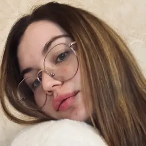 Лили из Москвы, ищу на сайте приятное времяпровождение