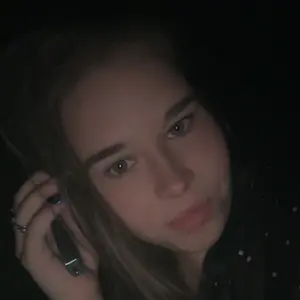 Я Анастасия, 20, из Киселевска, ищу знакомства без обязательств