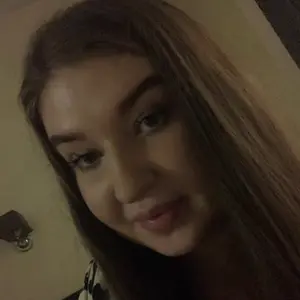 Цветок из Сургута, мне 23, познакомлюсь без обязательств