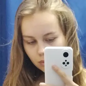 Я Ксения, 20, знакомлюсь для приятного времяпровождения в Кургане