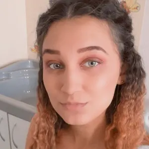 Я Анна, 23, знакомлюсь в Ульяновске