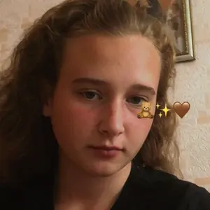 Елизавета из Барнаула, мне 18, познакомлюсь без обязательств