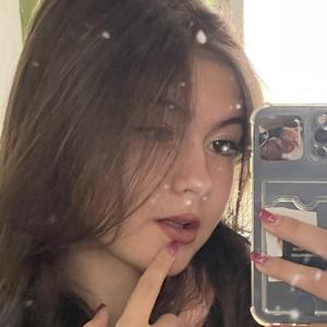 Alina из Ульяновска, мне 18, познакомлюсь для вирта