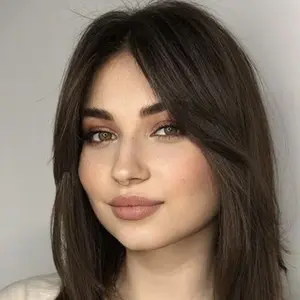 Олеся из Коломны, ищу на сайте знакомства без обязательств