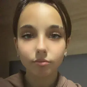 Оля из Элисты, мне 18, познакомлюсь на одну ночь