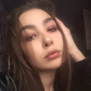 Я Лина, 24, знакомлюсь без обязательств в Саратове