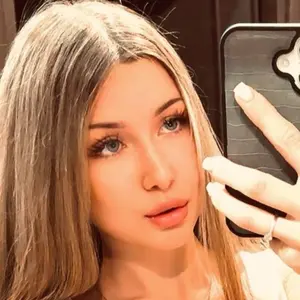 Олька из Санкт-Петербурга, мне 19, познакомлюсь для приятного времяпровождения