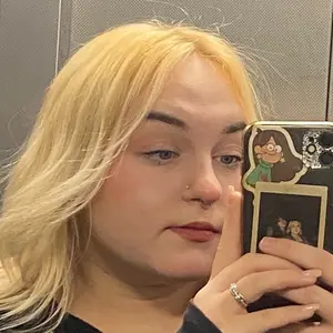 Анна из Нового Уренгоя, ищу на сайте общение