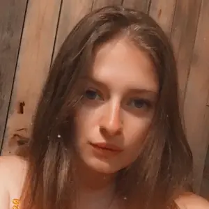 Я Алина, 26, знакомлюсь без обязательств в Хабаровске