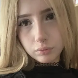 Я Дарина, 21, знакомлюсь для вирта в Ростове-на-Дону