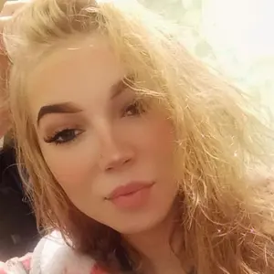 Евгения из Мариуполя, мне 24, познакомлюсь для постоянных отношений