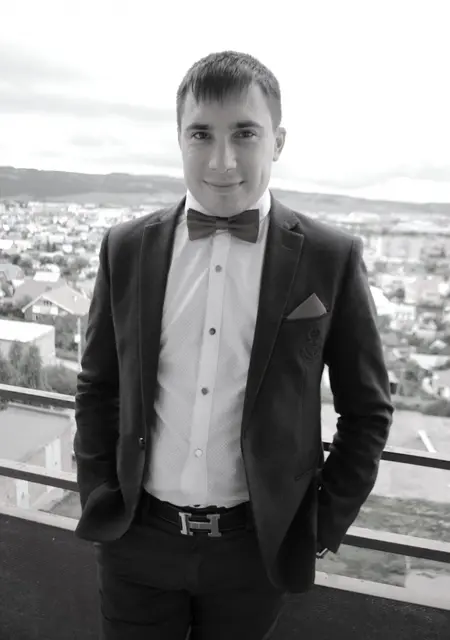 Я Артём, 39, из Октябрьского, ищу знакомство для приятного времяпровождения