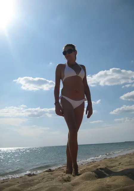 Вика из Евпатории, ищу на сайте знакомства на одну ночь