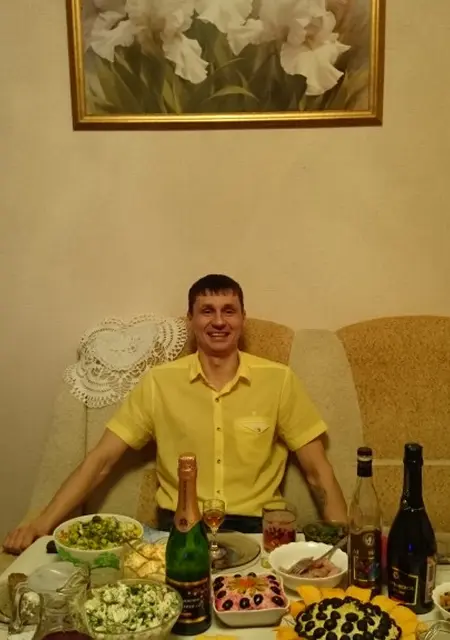 Я Евгений, 48, знакомлюсь без обязательств в Тарко-Сале