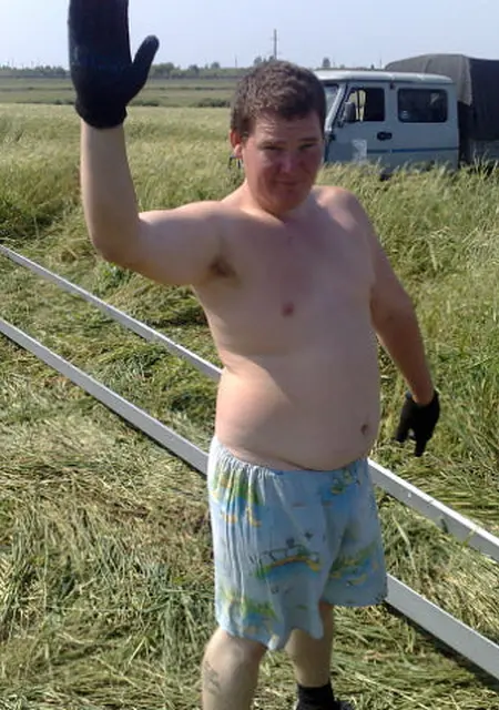 Евгений из Осинников, ищу на сайте знакомства на одну ночь