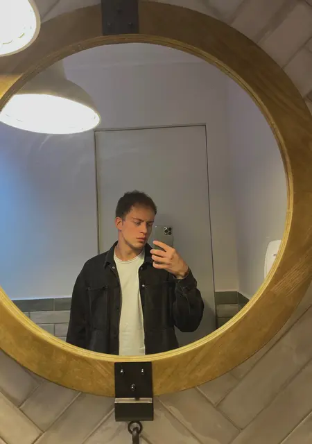 Я Андрей, 26, знакомлюсь для вирта в Загорянском