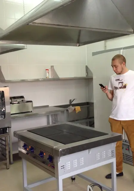 Я Вася, 32, из Белореченска, ищу знакомство для приятного времяпровождения