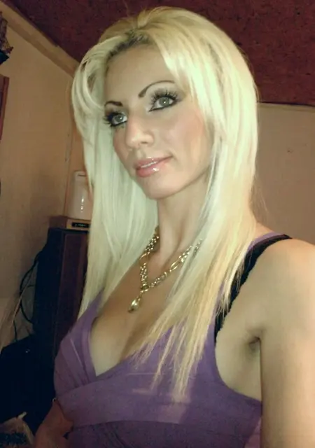 Александра из Ленинградского, мне 25, познакомлюсь для постоянных отношений