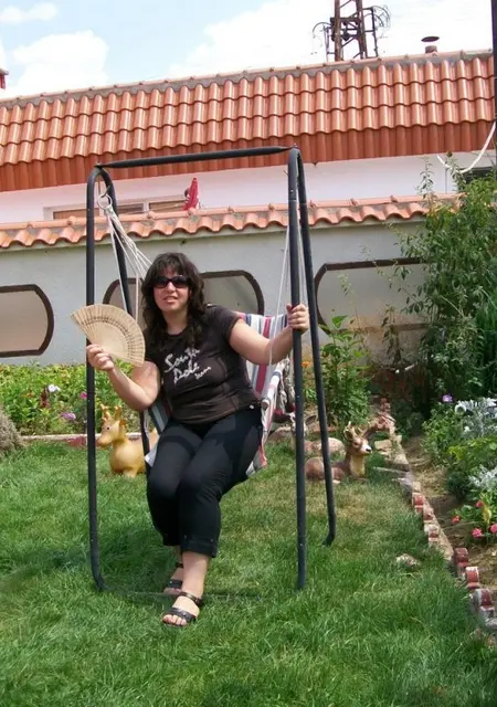 Алина из Редикора, мне 25, познакомлюсь для дружбы