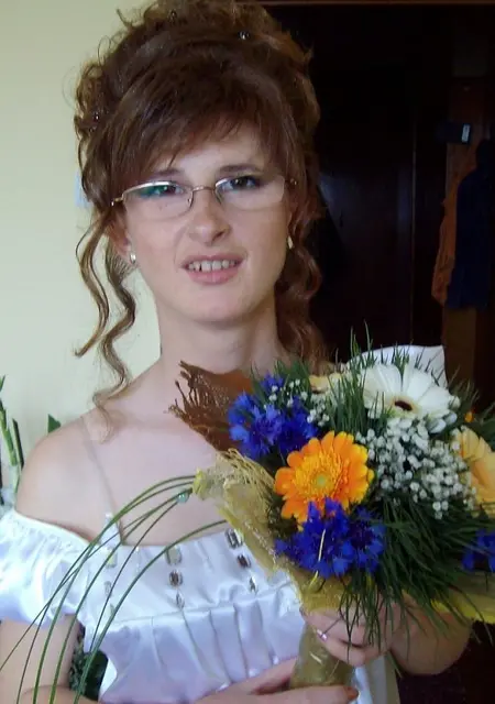 Злата из Боровичей, мне 22, познакомлюсь для общения