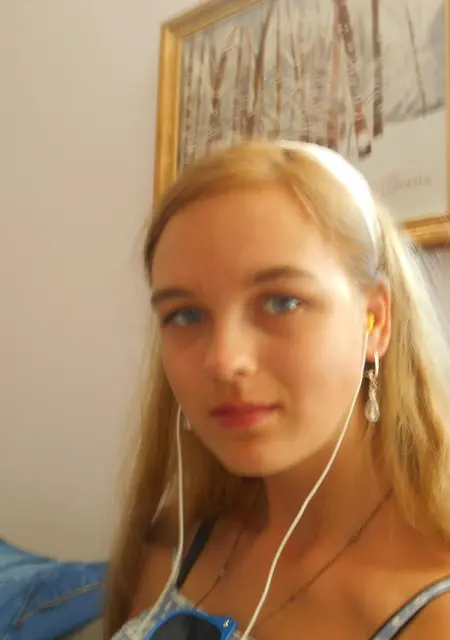 Алиса из Абдулина, ищу на сайте знакомства на одну ночь