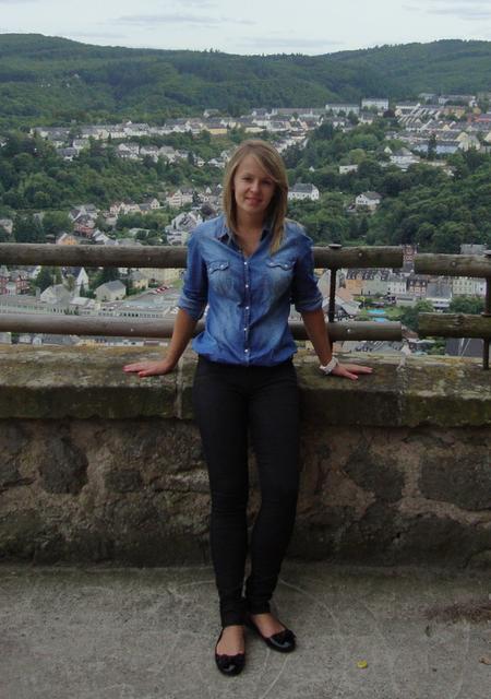 Дина из Кызыла, мне 24, познакомлюсь для общения